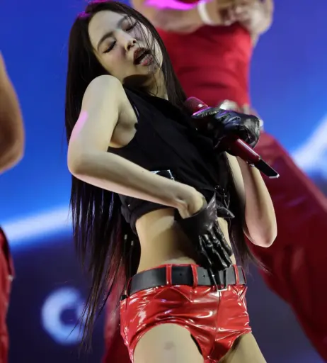 Image 23835847 from Jennie | BLΛƆKPIИK (Blackpink)