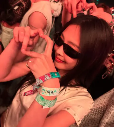 Image 23835875 from Jennie | BLΛƆKPIИK (Blackpink)