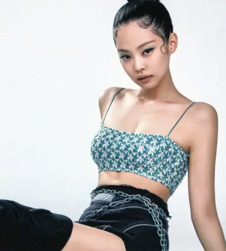 Image 23835599 from Jennie | BLΛƆKPIИK (Blackpink)
