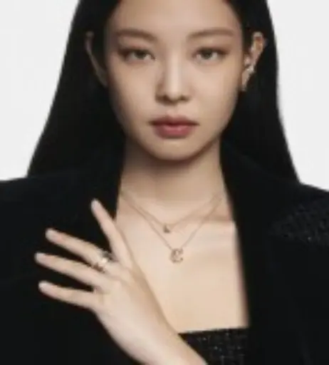 Image 23835702 from Jennie | BLΛƆKPIИK (Blackpink)
