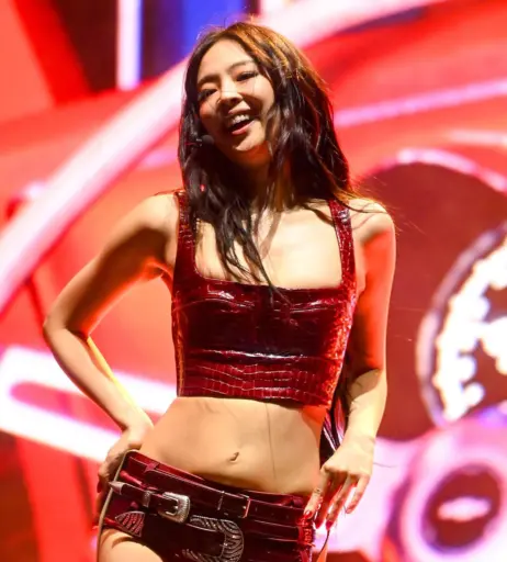 Image 23835741 from Jennie | BLΛƆKPIИK (Blackpink)