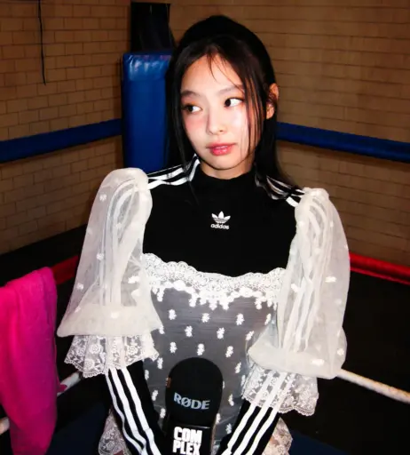 Image 23835777 from Jennie | BLΛƆKPIИK (Blackpink)