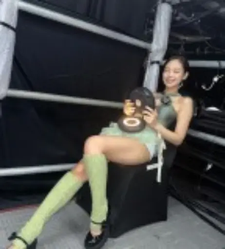 Image 23835690 from Jennie | BLΛƆKPIИK (Blackpink)