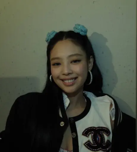 Image 23835607 from Jennie | BLΛƆKPIИK (Blackpink)