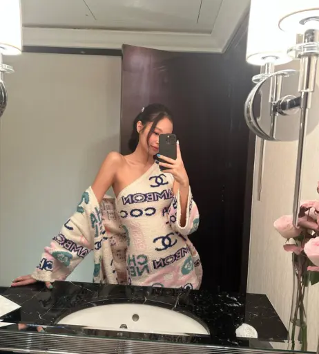 Image 23835637 from Jennie | BLΛƆKPIИK (Blackpink)