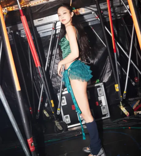 Image 23835672 from Jennie | BLΛƆKPIИK (Blackpink)