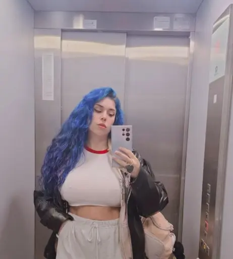 Image 23835257 from Krisfits (Italian Streamer)