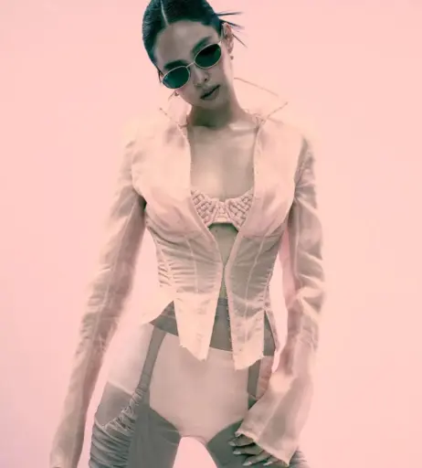 Image 23837944 from Jennie | BLΛƆKPIИK (Blackpink)