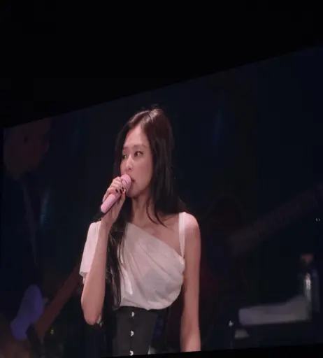 Image 23837427 from Jennie | BLΛƆKPIИK (Blackpink)