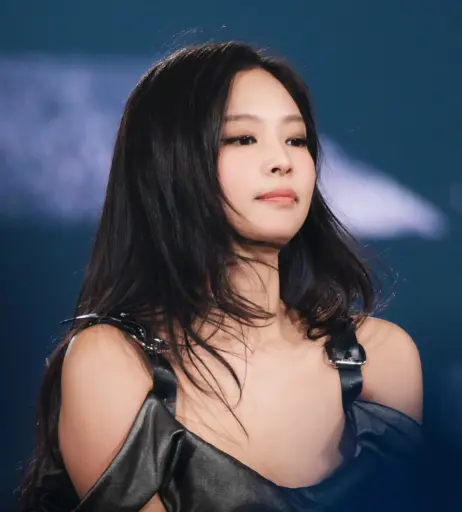 Image 23837400 from Jennie | BLΛƆKPIИK (Blackpink)