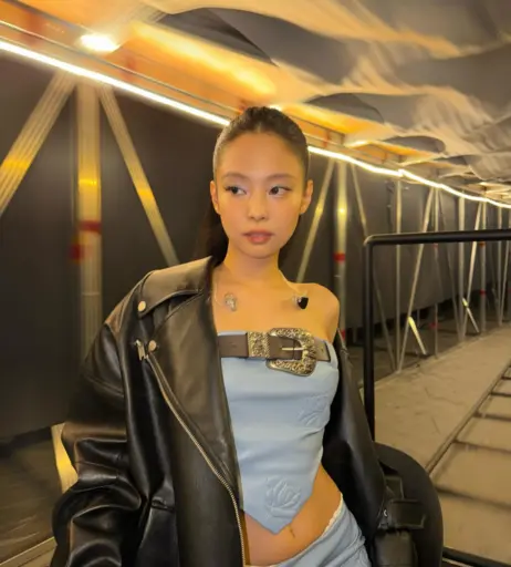 Image 23837434 from Jennie | BLΛƆKPIИK (Blackpink)