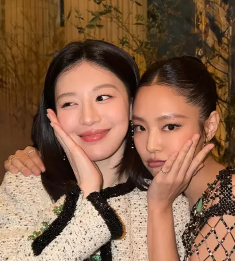 Image 23837712 from Jennie | BLΛƆKPIИK (Blackpink)
