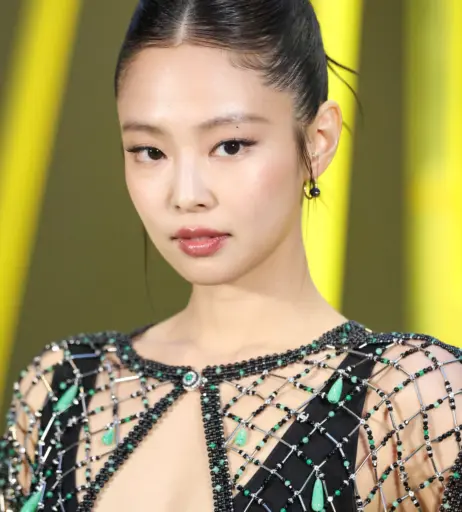 Image 23837765 from Jennie | BLΛƆKPIИK (Blackpink)