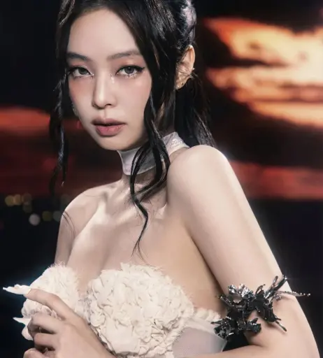 Image 23837613 from Jennie | BLΛƆKPIИK (Blackpink)