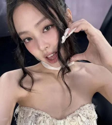 Image 23837614 from Jennie | BLΛƆKPIИK (Blackpink)