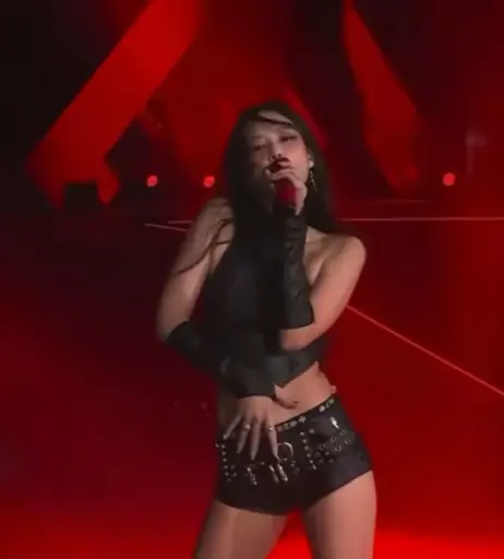 Image 23837129 from Jennie | BLΛƆKPIИK (Blackpink)