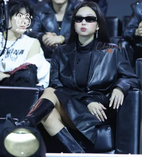 Image 23837132 from Jennie | BLΛƆKPIИK (Blackpink)