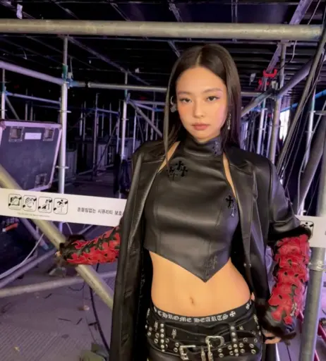 Image 23837170 from Jennie | BLΛƆKPIИK (Blackpink)