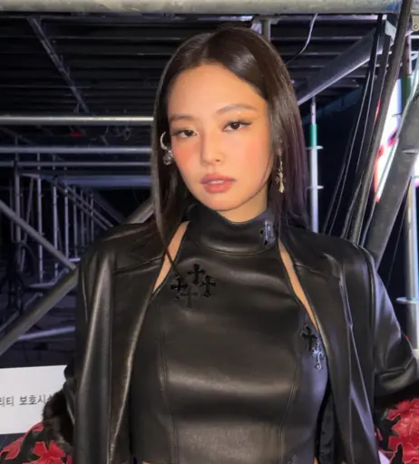 Image 23837176 from Jennie | BLΛƆKPIИK (Blackpink)