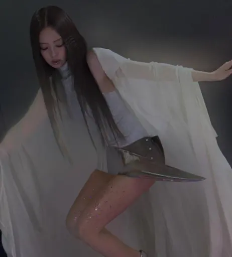 Image 23837040 from Jennie | BLΛƆKPIИK (Blackpink)