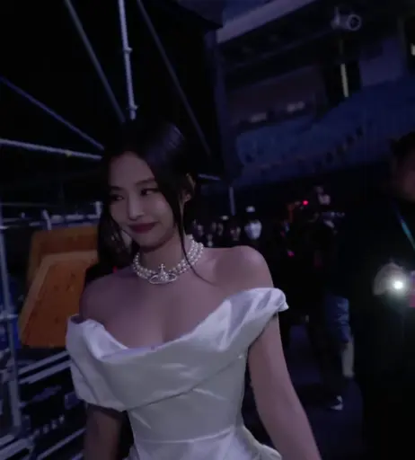 Image 23837074 from Jennie | BLΛƆKPIИK (Blackpink)