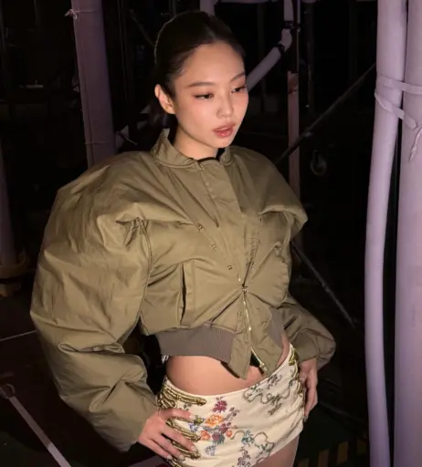 Image 23837381 from Jennie | BLΛƆKPIИK (Blackpink)