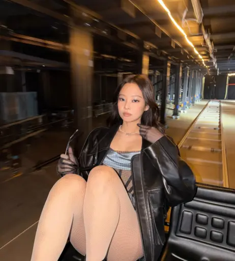 Image 23837365 from Jennie | BLΛƆKPIИK (Blackpink)