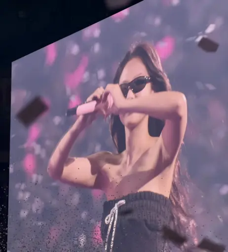 Image 23837370 from Jennie | BLΛƆKPIИK (Blackpink)
