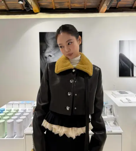 Image 23837211 from Jennie | BLΛƆKPIИK (Blackpink)