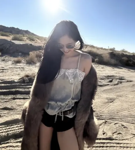 Image 23837261 from Jennie | BLΛƆKPIИK (Blackpink)