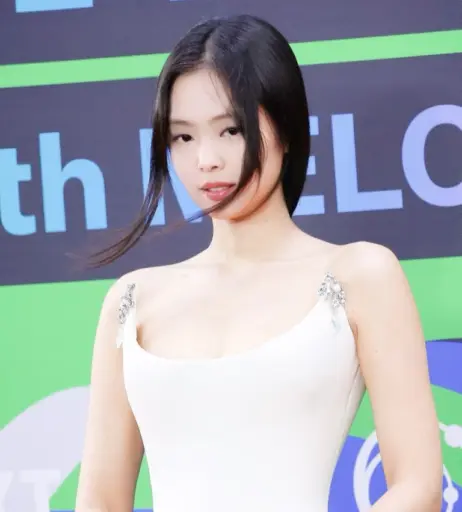Image 23836913 from Jennie | BLΛƆKPIИK (Blackpink)