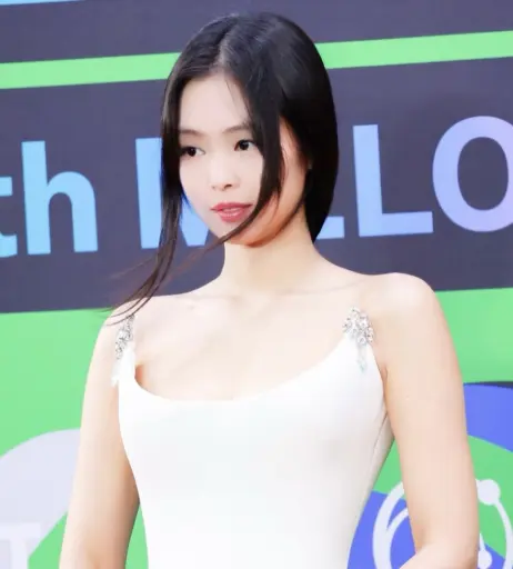 Image 23836914 from Jennie | BLΛƆKPIИK (Blackpink)