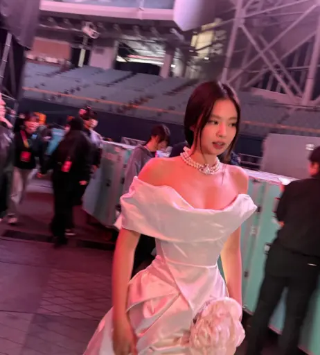 Image 23836968 from Jennie | BLΛƆKPIИK (Blackpink)