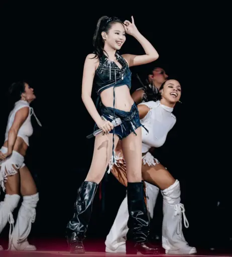 Image 23836836 from Jennie | BLΛƆKPIИK (Blackpink)