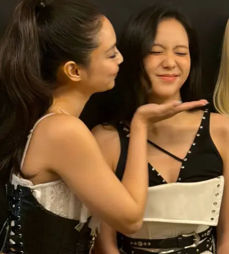 Image 23836863 from Jennie | BLΛƆKPIИK (Blackpink)