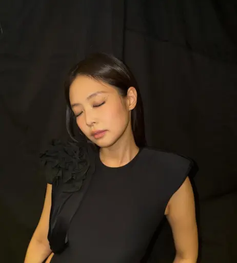 Image 23836847 from Jennie | BLΛƆKPIИK (Blackpink)