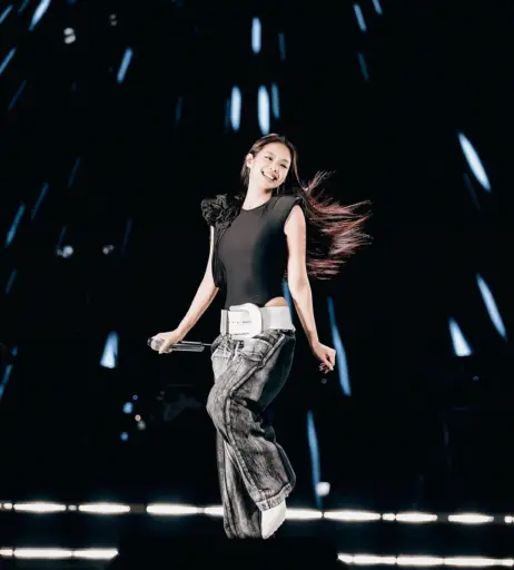 Image 23836848 from Jennie | BLΛƆKPIИK (Blackpink)