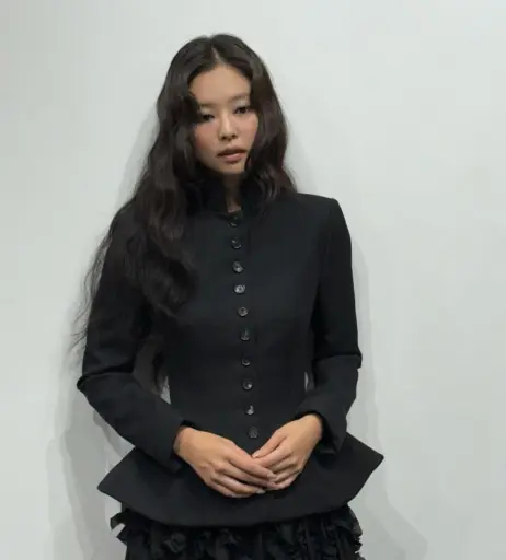 Image 23836567 from Jennie | BLΛƆKPIИK (Blackpink)