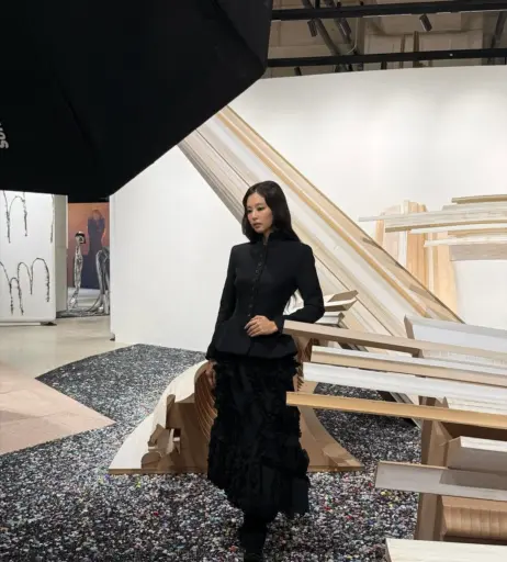 Image 23836574 from Jennie | BLΛƆKPIИK (Blackpink)