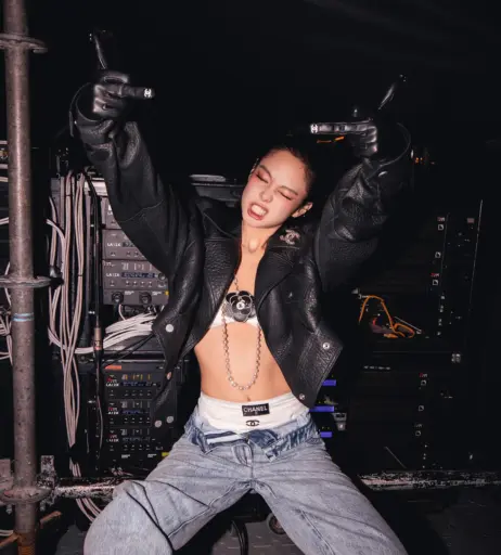 Image 23836726 from Jennie | BLΛƆKPIИK (Blackpink)