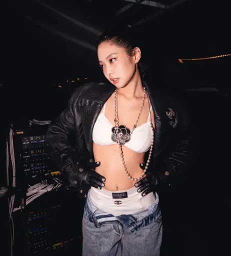 Image 23836702 from Jennie | BLΛƆKPIИK (Blackpink)