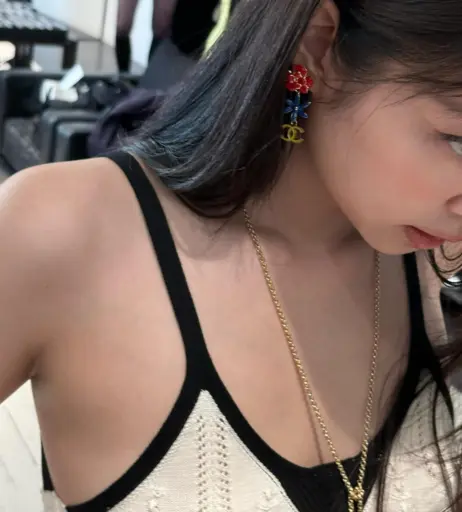 Image 23836607 from Jennie | BLΛƆKPIИK (Blackpink)