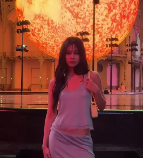 Image 23836678 from Jennie | BLΛƆKPIИK (Blackpink)