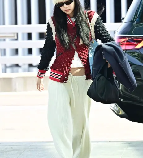 Image 23836005 from Jennie | BLΛƆKPIИK (Blackpink)
