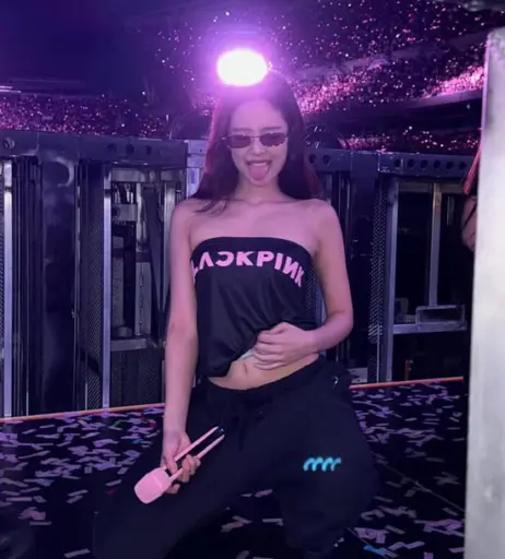 Image 23836394 from Jennie | BLΛƆKPIИK (Blackpink)