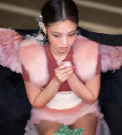 Image 23836345 from Jennie | BLΛƆKPIИK (Blackpink)