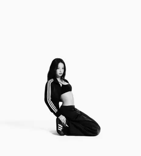 Image 23836376 from Jennie | BLΛƆKPIИK (Blackpink)