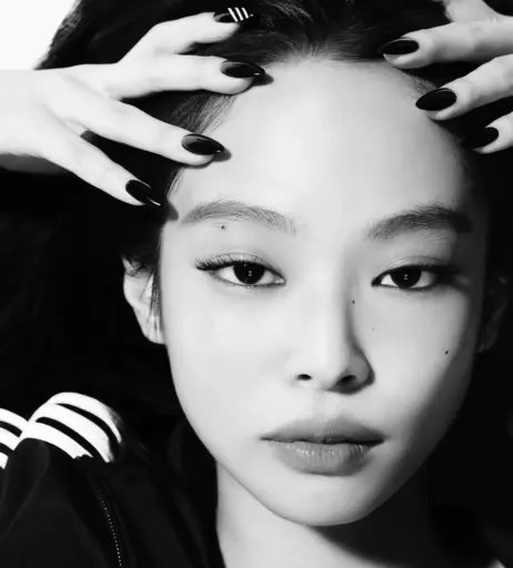 Image 23836374 from Jennie | BLΛƆKPIИK (Blackpink)