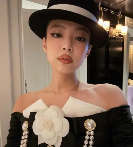 Image 23836218 from Jennie | BLΛƆKPIИK (Blackpink)
