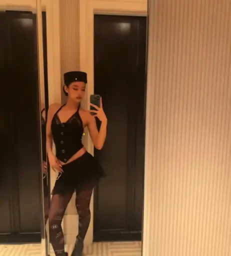 Image 23836267 from Jennie | BLΛƆKPIИK (Blackpink)
